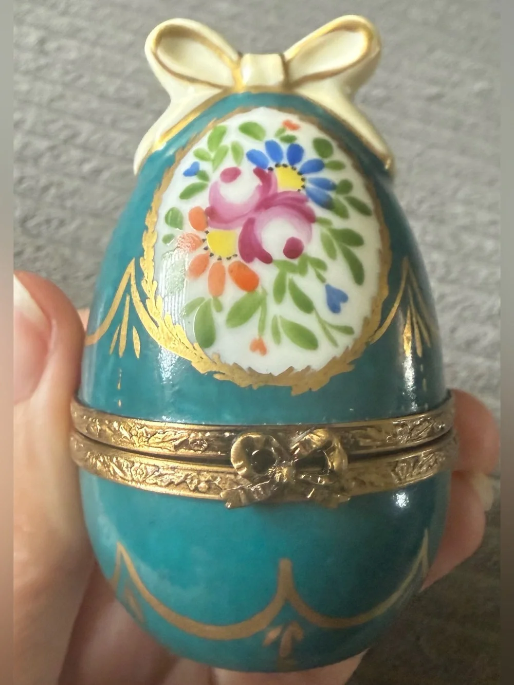 VTG Handpainted Limoges Teal Floral Egg Jewelry Trinket Box Gold Accents Bow
